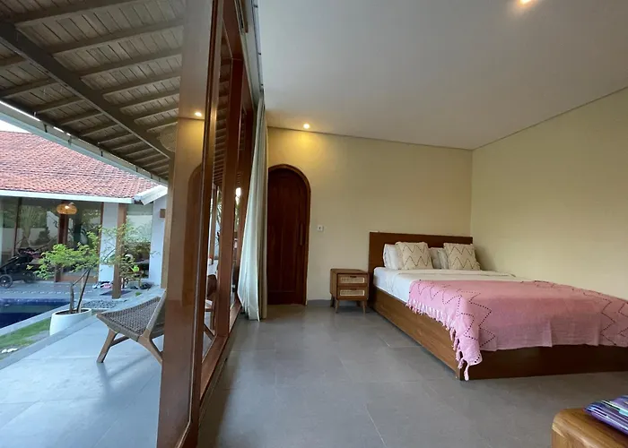 ヴィラ Annas Seseh Private Pool